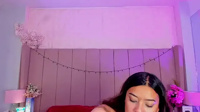 Avatar of MollyBigBoobs12