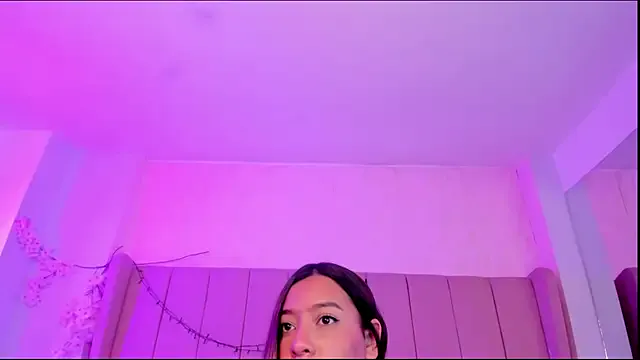 Avatar of MollyBigBoobs12