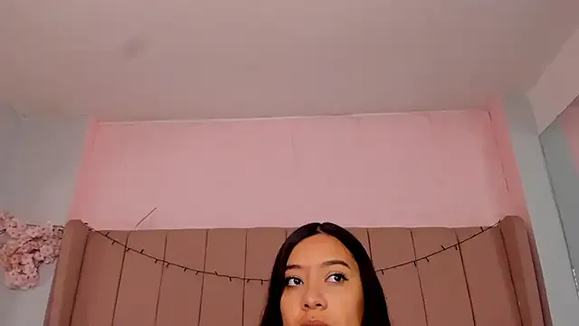 Avatar of MollyBigBoobs12