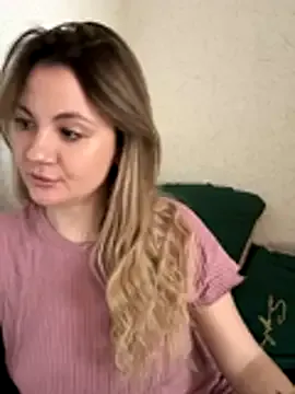 mollygirll — Cream on the ass