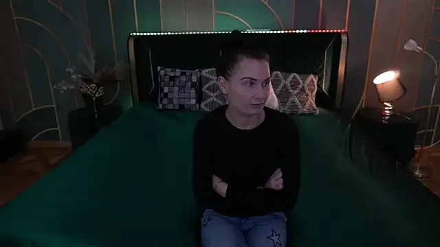 MonroeBliss — More tokens - less clothes