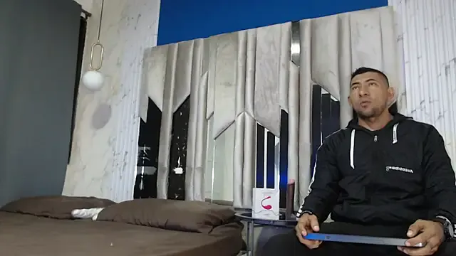 Morganandmegan — Lick neck 