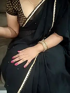 Mounika25 — boobs show