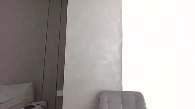 MrsAlice — Striptease, blowjob and pussy fucking