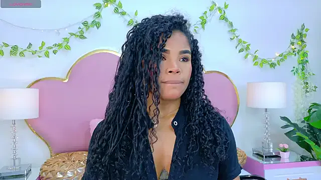 NahiaraReina — vibrations in the pussy