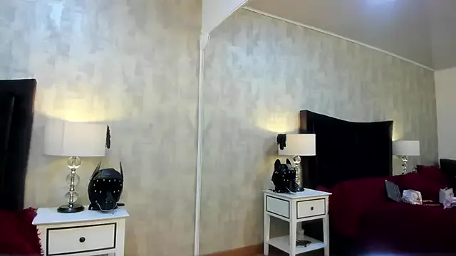 Avatar of NahomyCarther