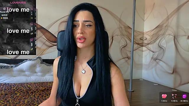 NaomiScarlett from StripChat is Freechat