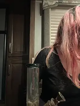 needlefaceUwU — Freechat on StripChat