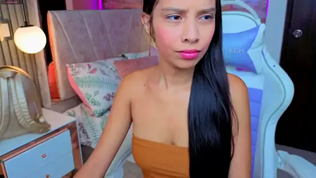 Nia_maiden — HOT CARRY