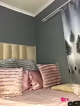 Avatar of Nicole_Liam_