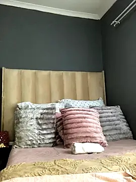 Avatar of Nicole_Liam_