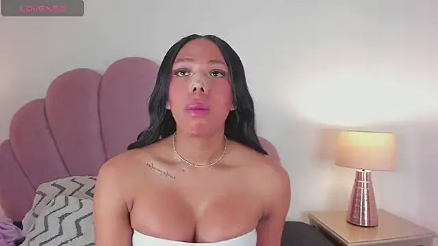 Avatar of Nicole_Paradise