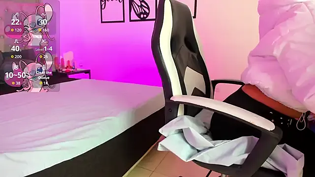 Avatar of nicolee_millerr