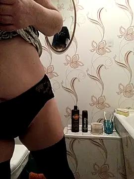 NicoleOlla from StripChat is Freechat