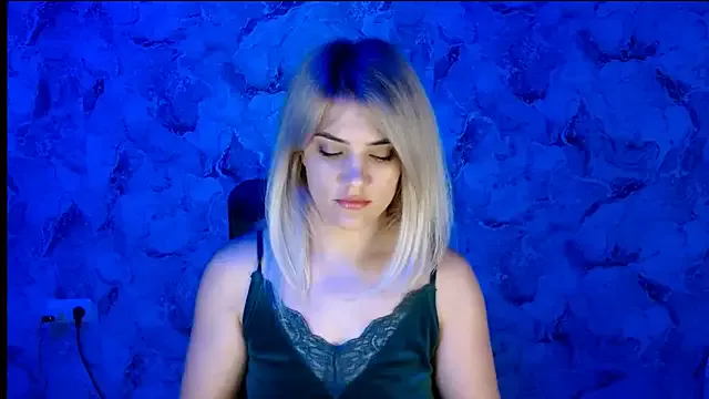 nika_gold1 — pleasure for the kitten