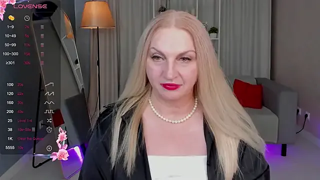 Avatar of Nina_Devillle