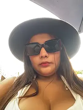 noa_harper — dildo and squirt in officine