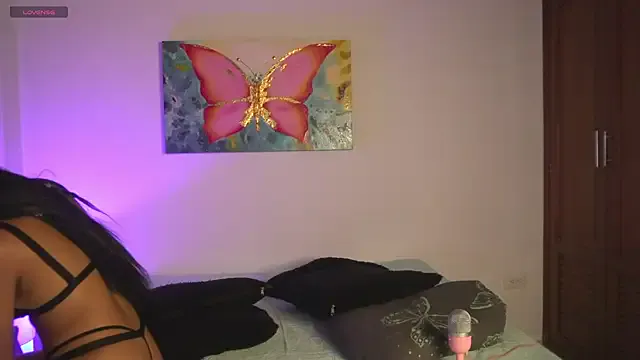 noah_0814 — Striptease