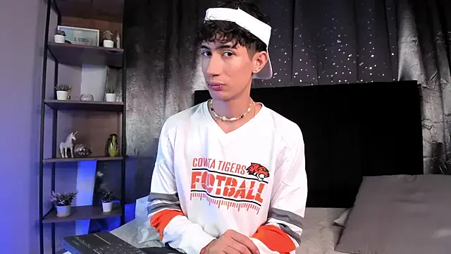 NovaaWheler — open your ass on camera