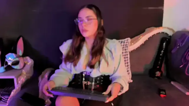 Obsidian_mistress — submit to me - (order commands)