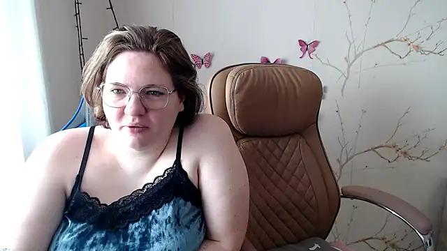 Olya-Fire from StripChat is Freechat