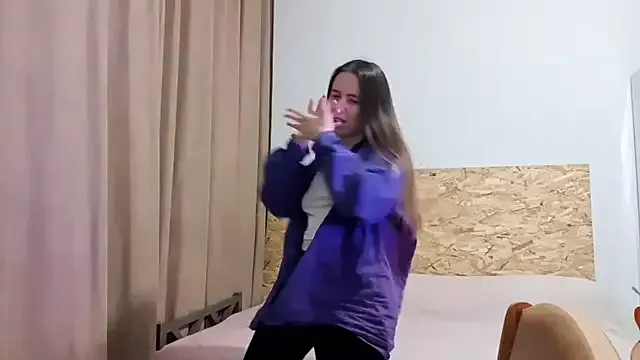 OrdinaIPit — suck fingers