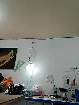 PaulinaLondra2 — Una buena mama con garganta muy profunda