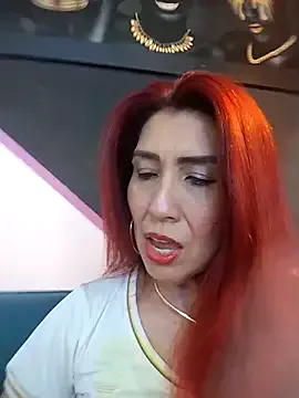 Perla_Franco — full dildo + squirt 