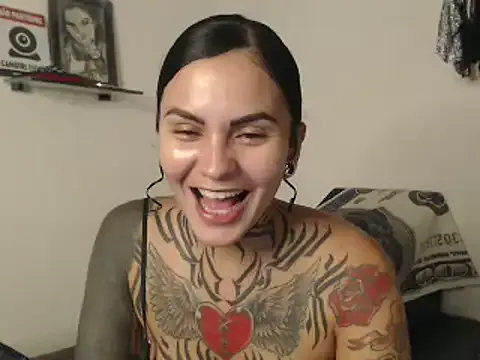 Avatar of Perola__May