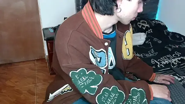 pervertsteens3 — take out my cock and make it hard