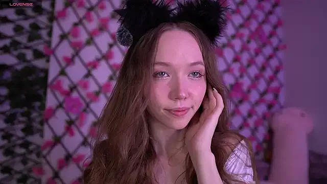 Avatar of Petite_Polly