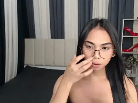 Avatar of PetiteAsianYuki