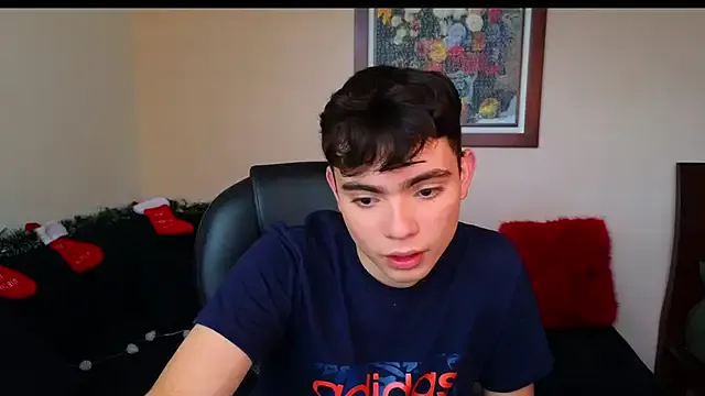 Avatar of petitegigant33