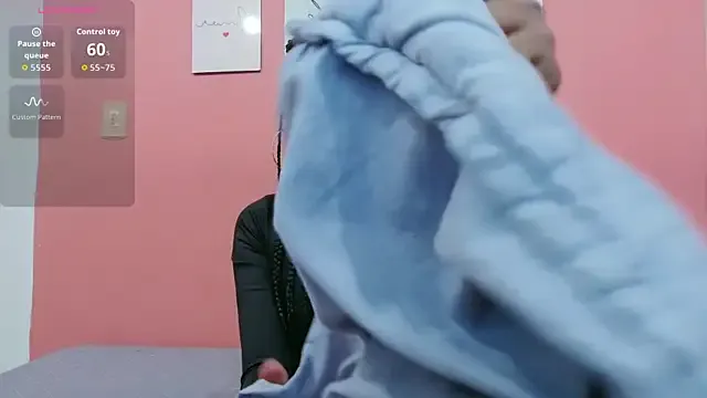 Avatar of petitelittleebony