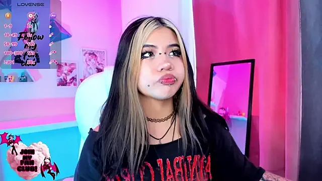 Avatar of pinkk_deemon