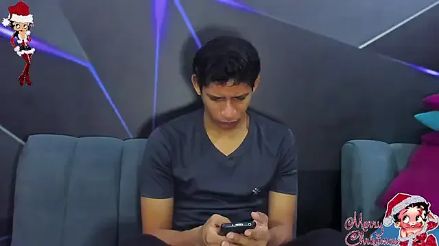 playsgirlhot's avatar