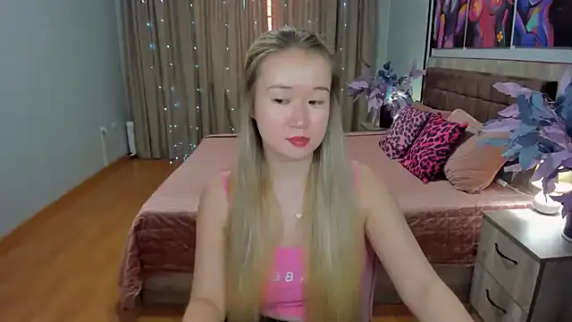 PollyOcean — Freechat on StripChat