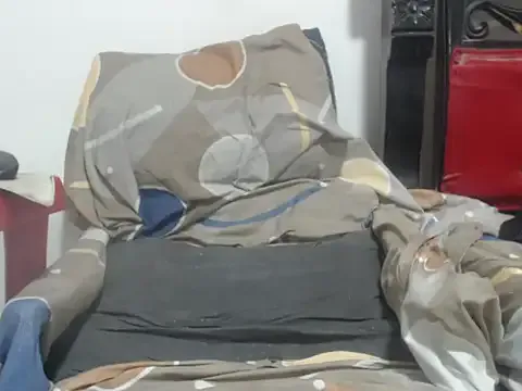 Avatar of PONSE_LATINO