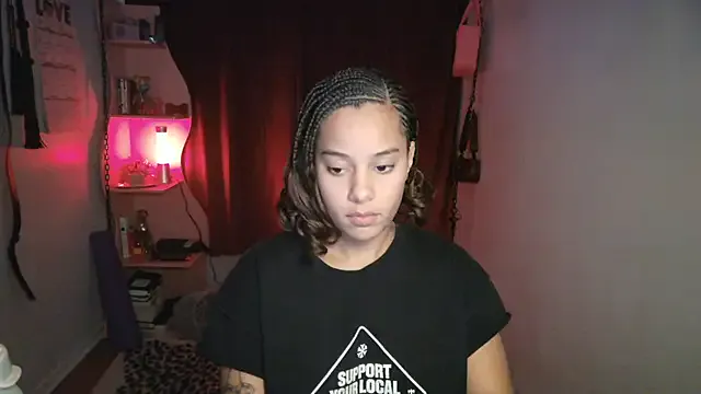 PrettyLittleProblem — Work out naked on cam