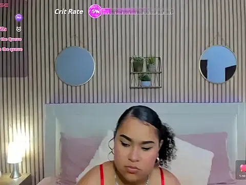 Prettyy_zoe — Oil my body and play with me