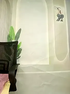 Avatar of PurpleRose-89