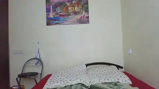 Avatar of QueenMomyS