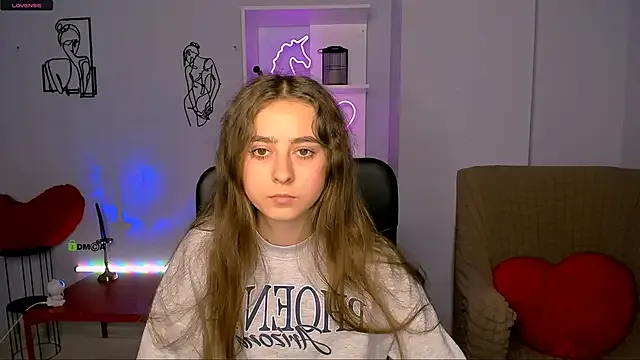 rebecca_smile — flash tits