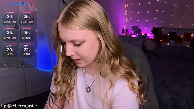 Avatar of RebeccaAster