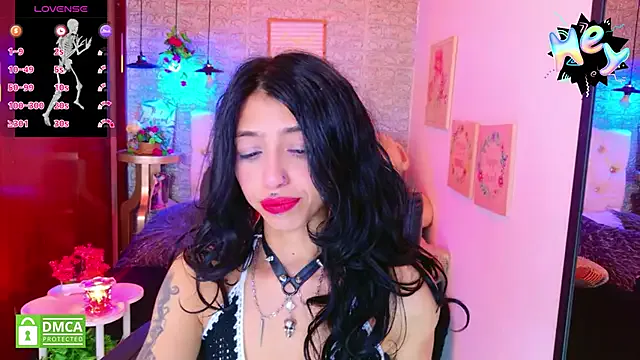 REDHOTTER_ — Twerking in panties + Spank ass 