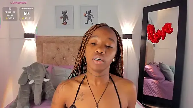 Avatar of Rihana_hot01