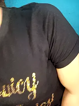 RomanticCouple432's avatar