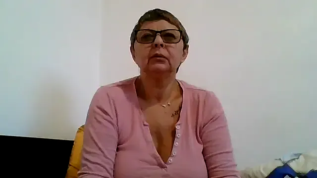 Avatar of roseblak42