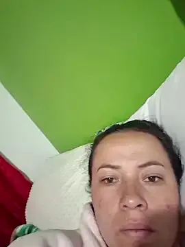 Rouse_hot_ — Kiss love