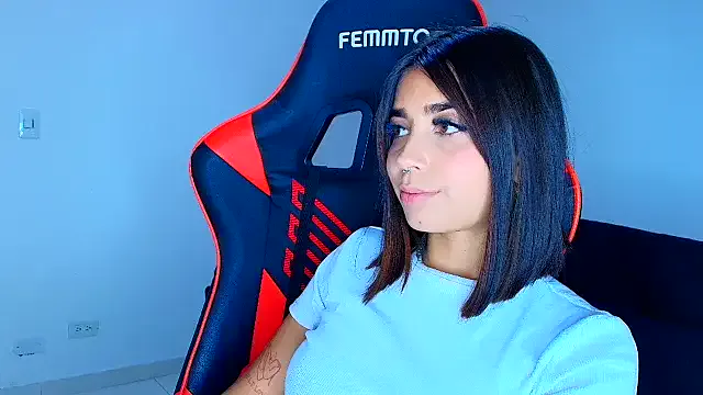 Avatar of Rousse_violett